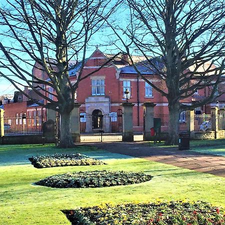 Kings Park Hotel Retford Kültér fotó